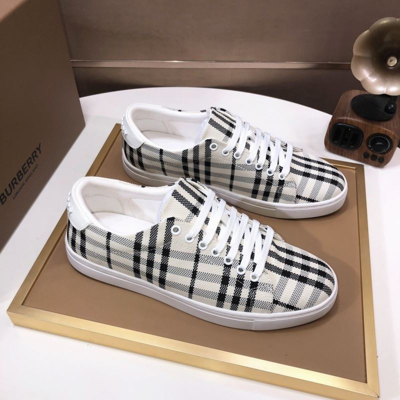 Burberry Low Shoes